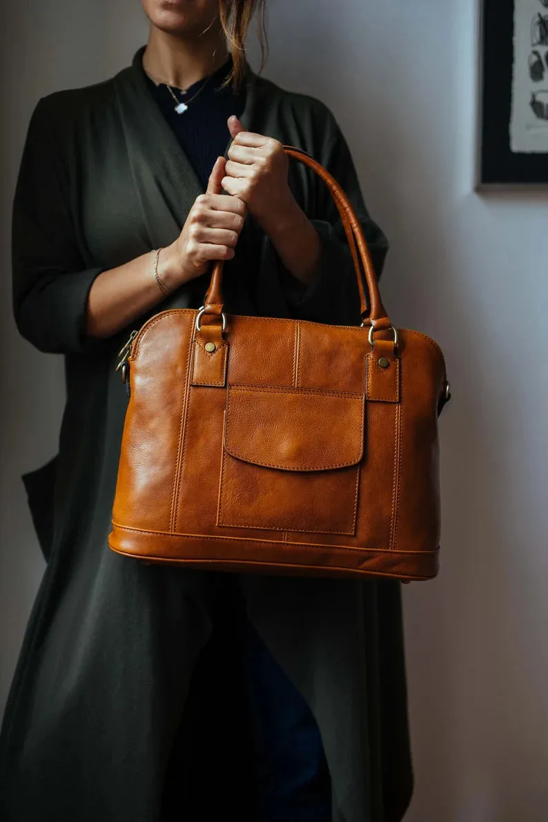 CH06 – Handmade Leather Handbag for Woman - Elegant Leather Bag Made in Italy