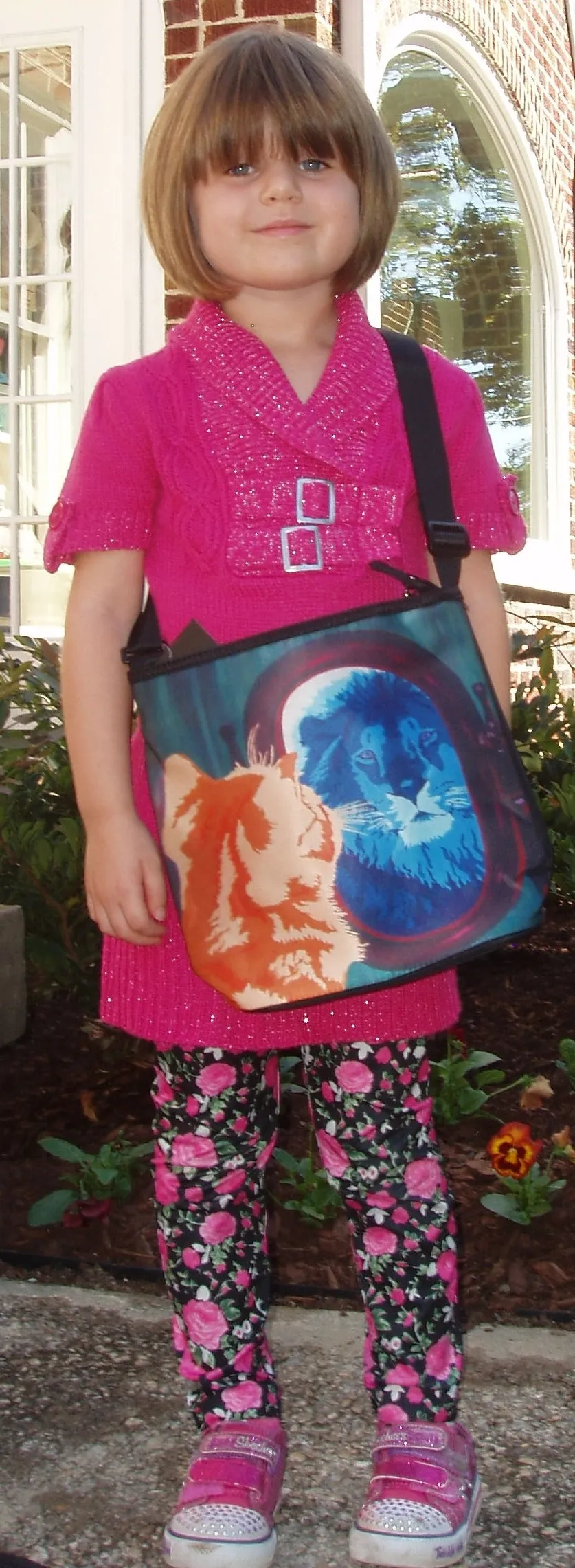 Emperor Penguins Kitten Cross Body Bag - The Trio