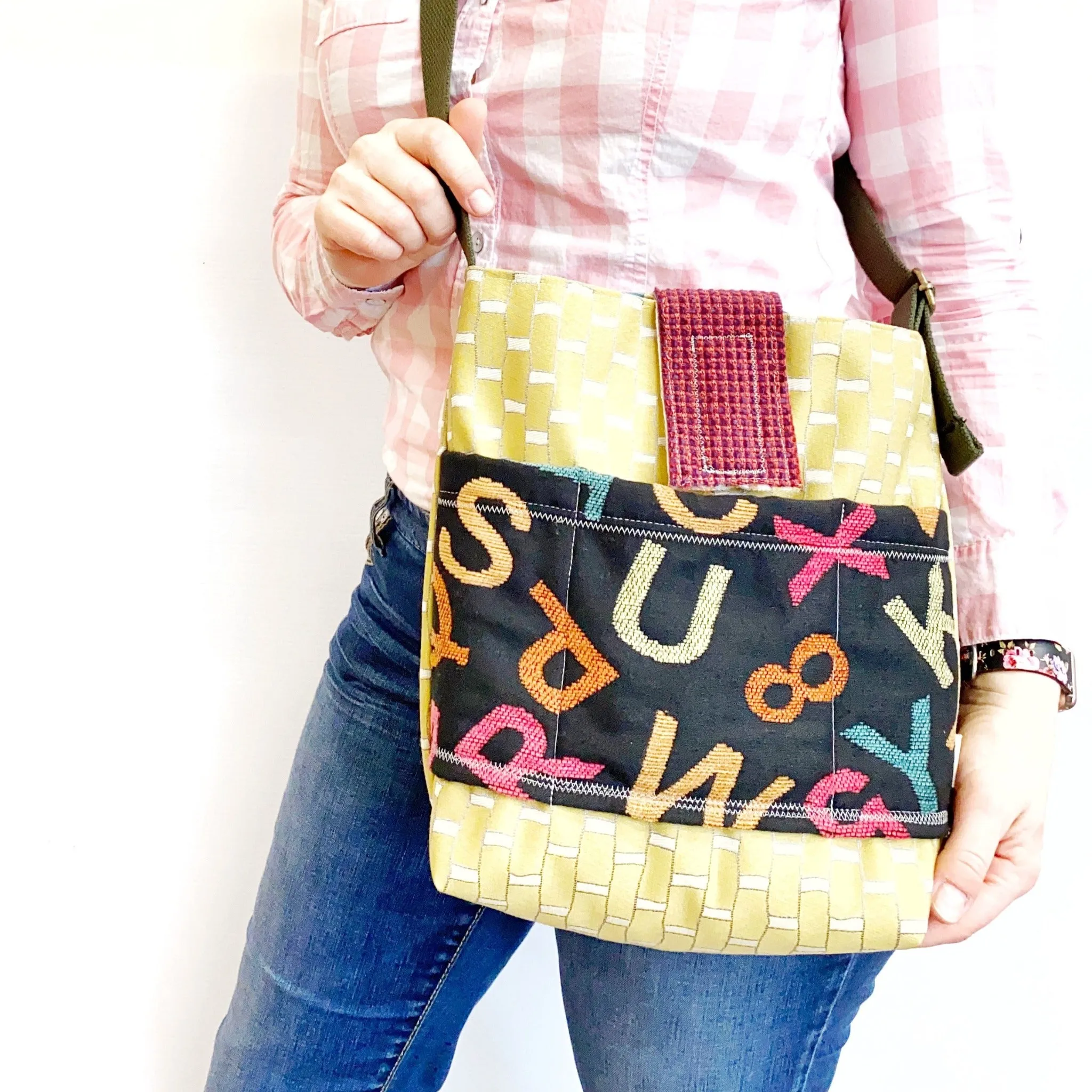 FIND·IT·FAST Crossbody Purse, One of a Kind Bag, Upholstery Upcycled Bag, Black and Chartreuse Medium Size Purse