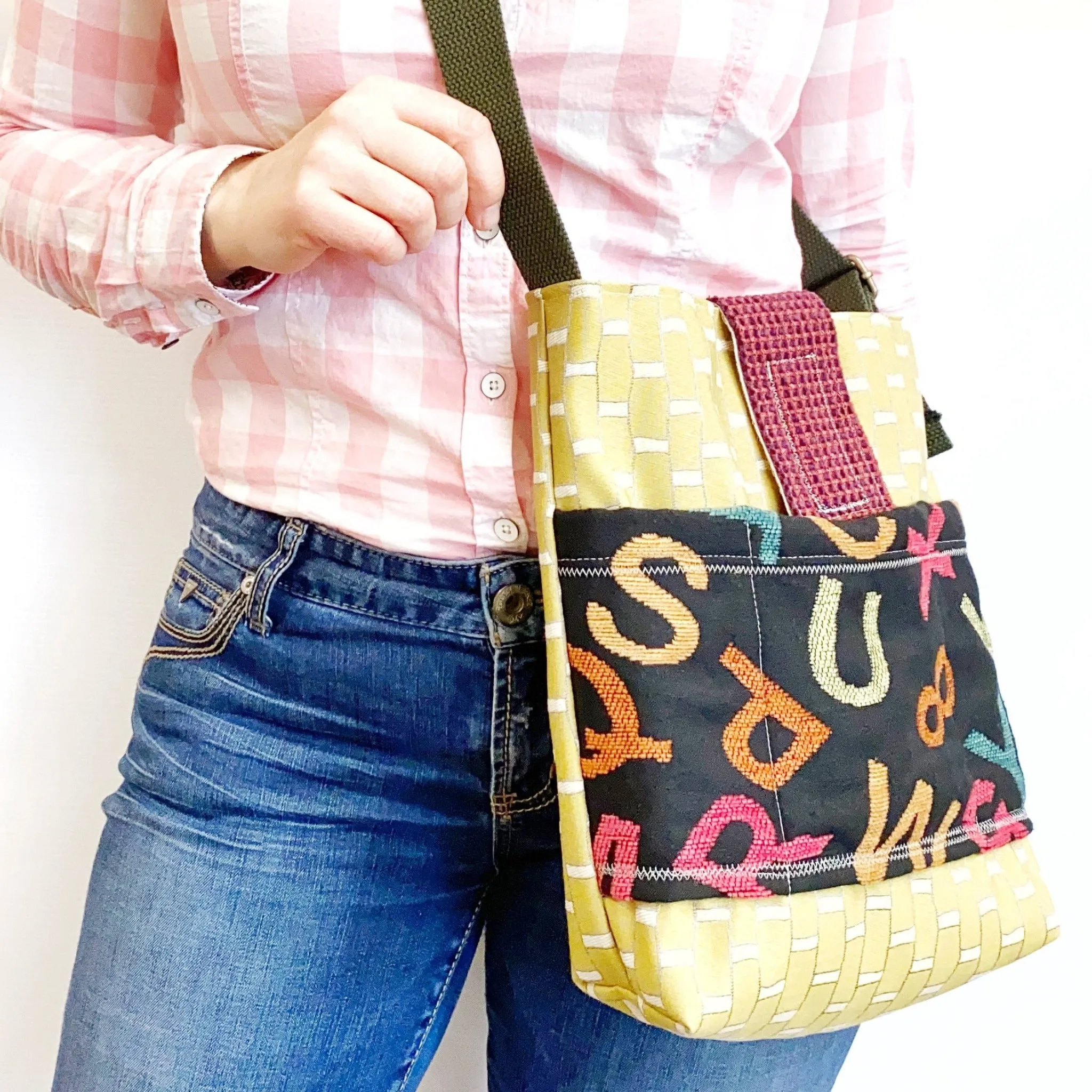 FIND·IT·FAST Crossbody Purse, One of a Kind Bag, Upholstery Upcycled Bag, Black and Chartreuse Medium Size Purse