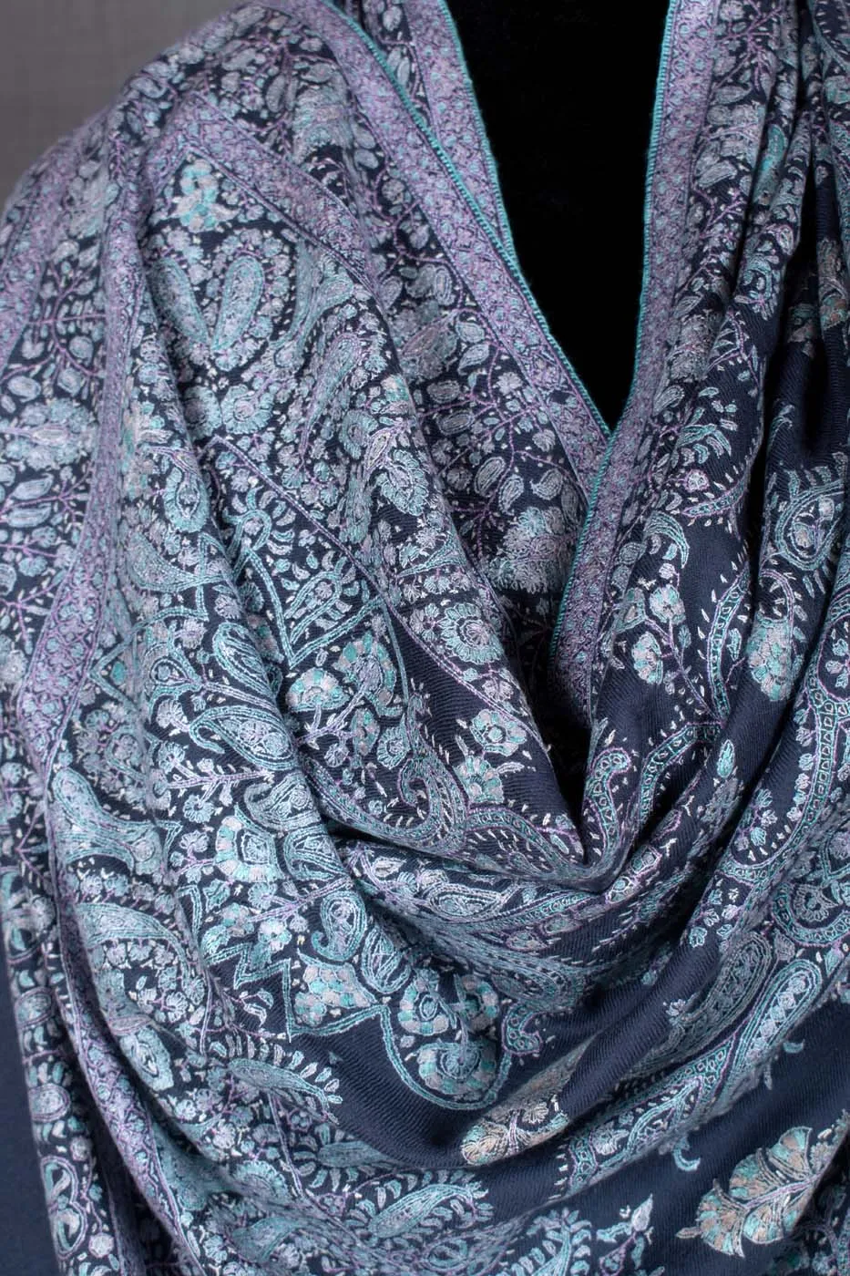 HASEENA - 40x80"