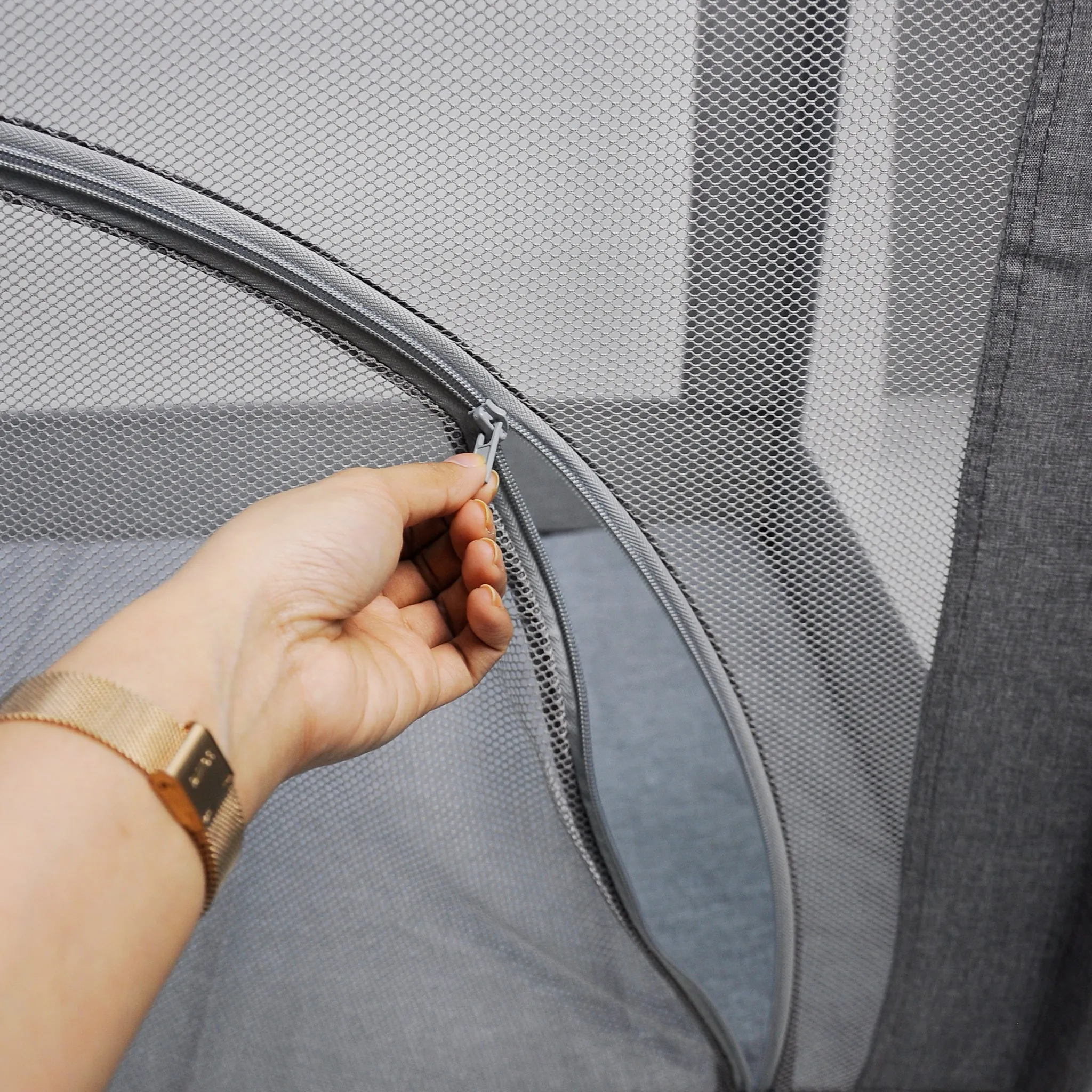 Looping 3-in-1 Travel Playpen