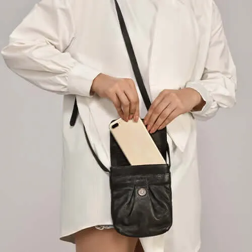 Nice Pleats Sling Bag