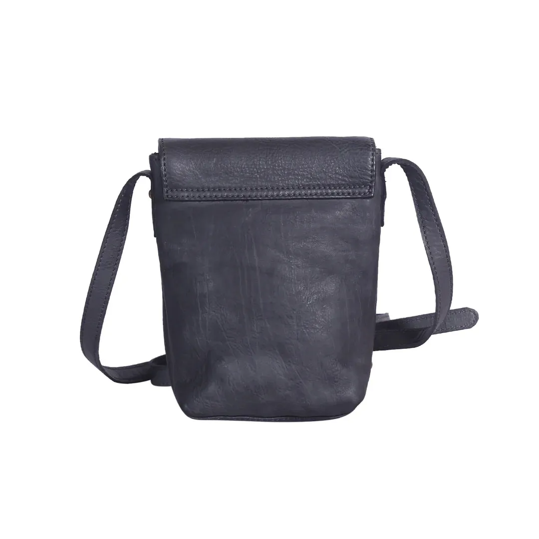 Nice Pleats Sling Bag