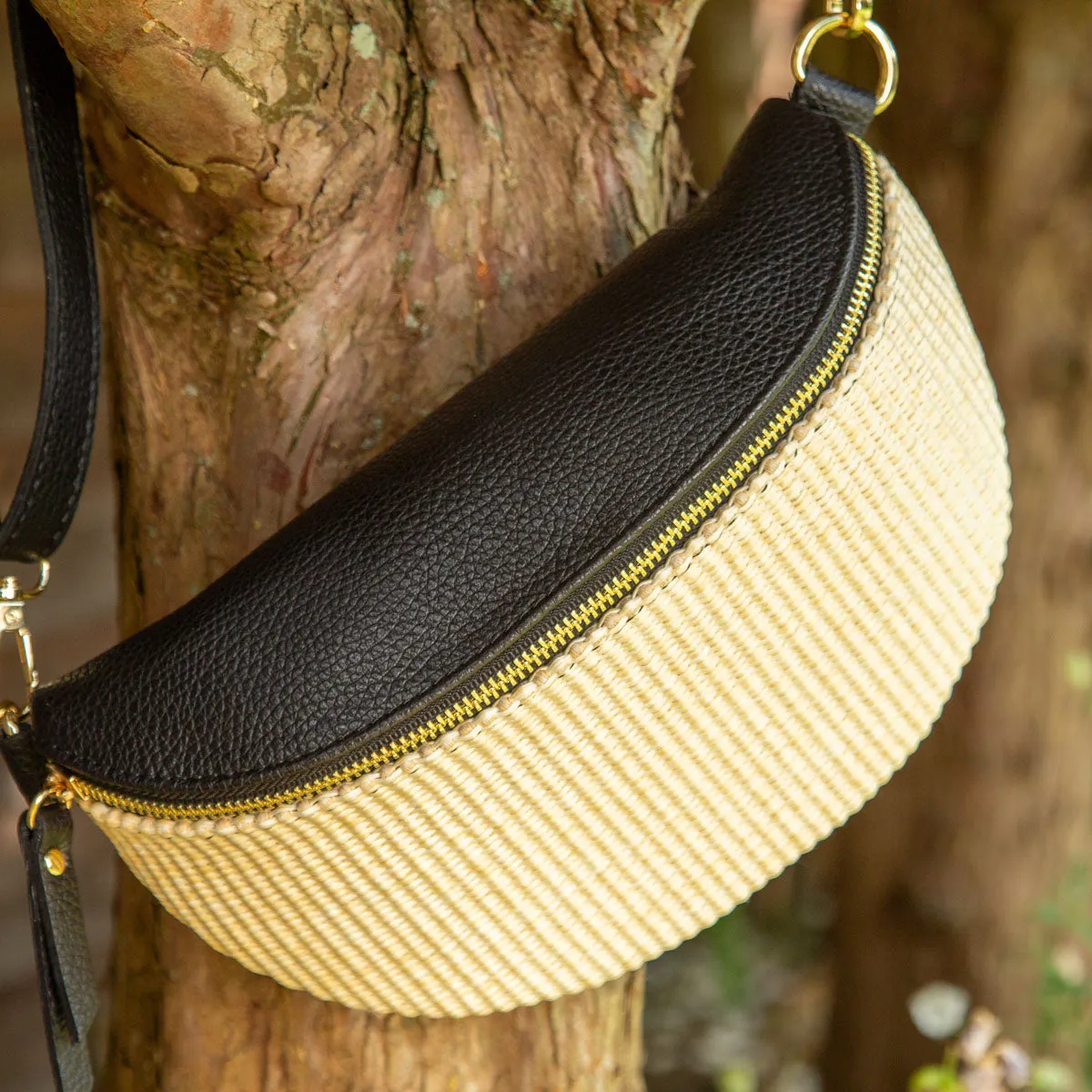 Raffia Sling Bag Black