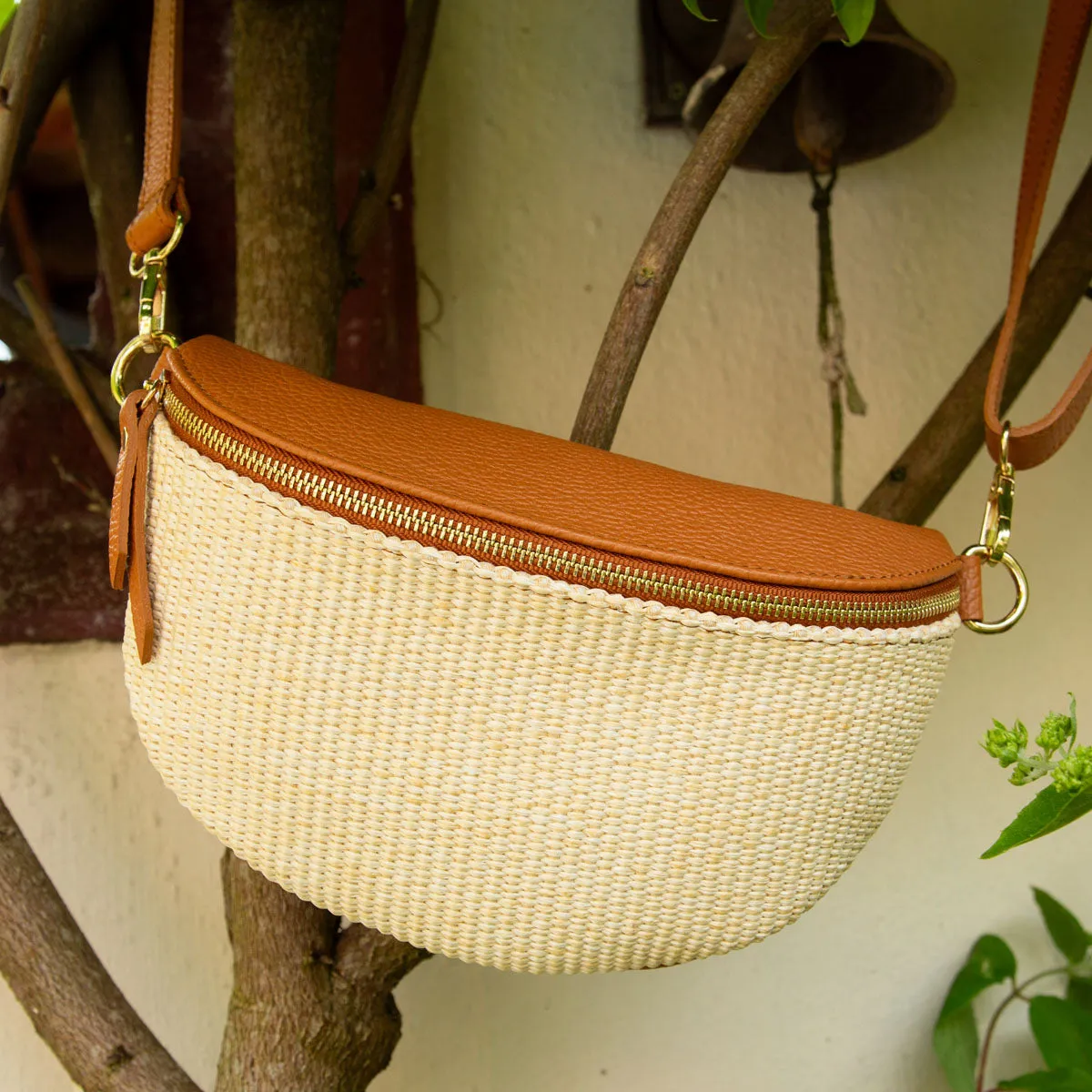 Raffia Sling Bag Camel