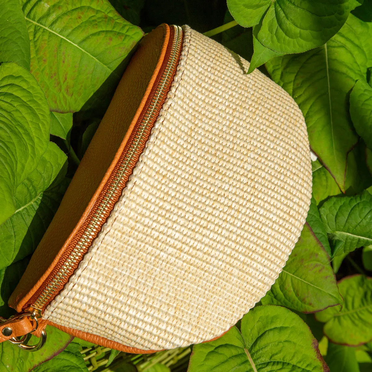 Raffia Sling Bag Camel