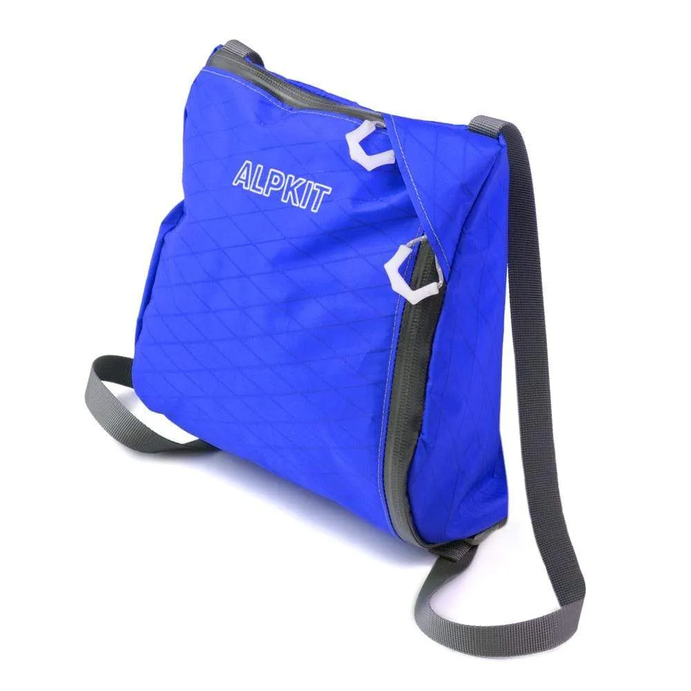Roo Pouch [2021]