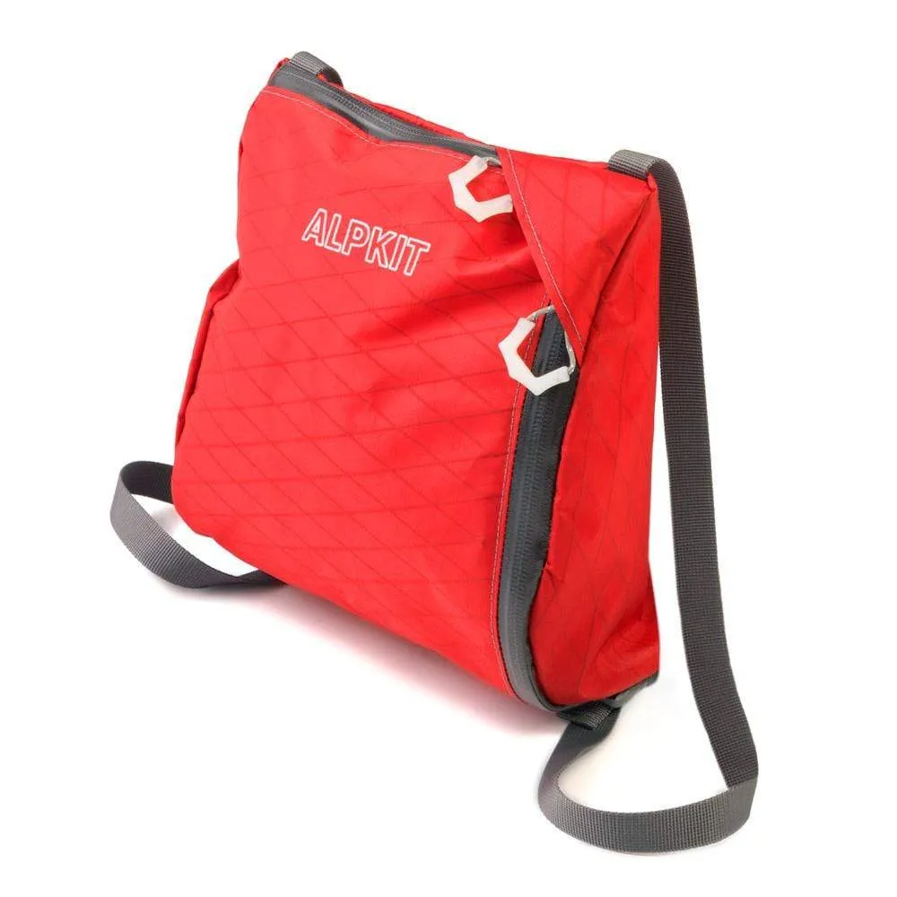 Roo Pouch [2021]