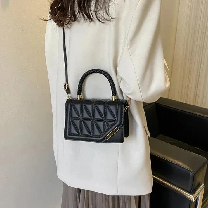 Uniwim Wrenley Small Crossbody Bag